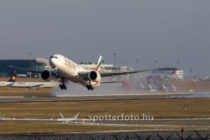 spotter_fejlec_kep_uj_210213